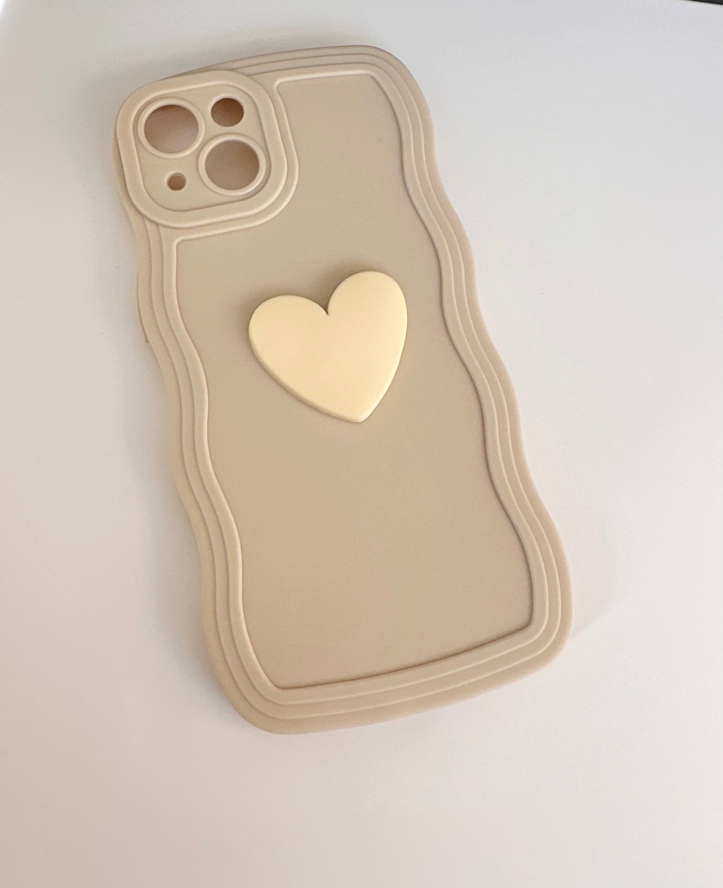 3D Heart Wavy Edge Vanilla Cream Phone Case