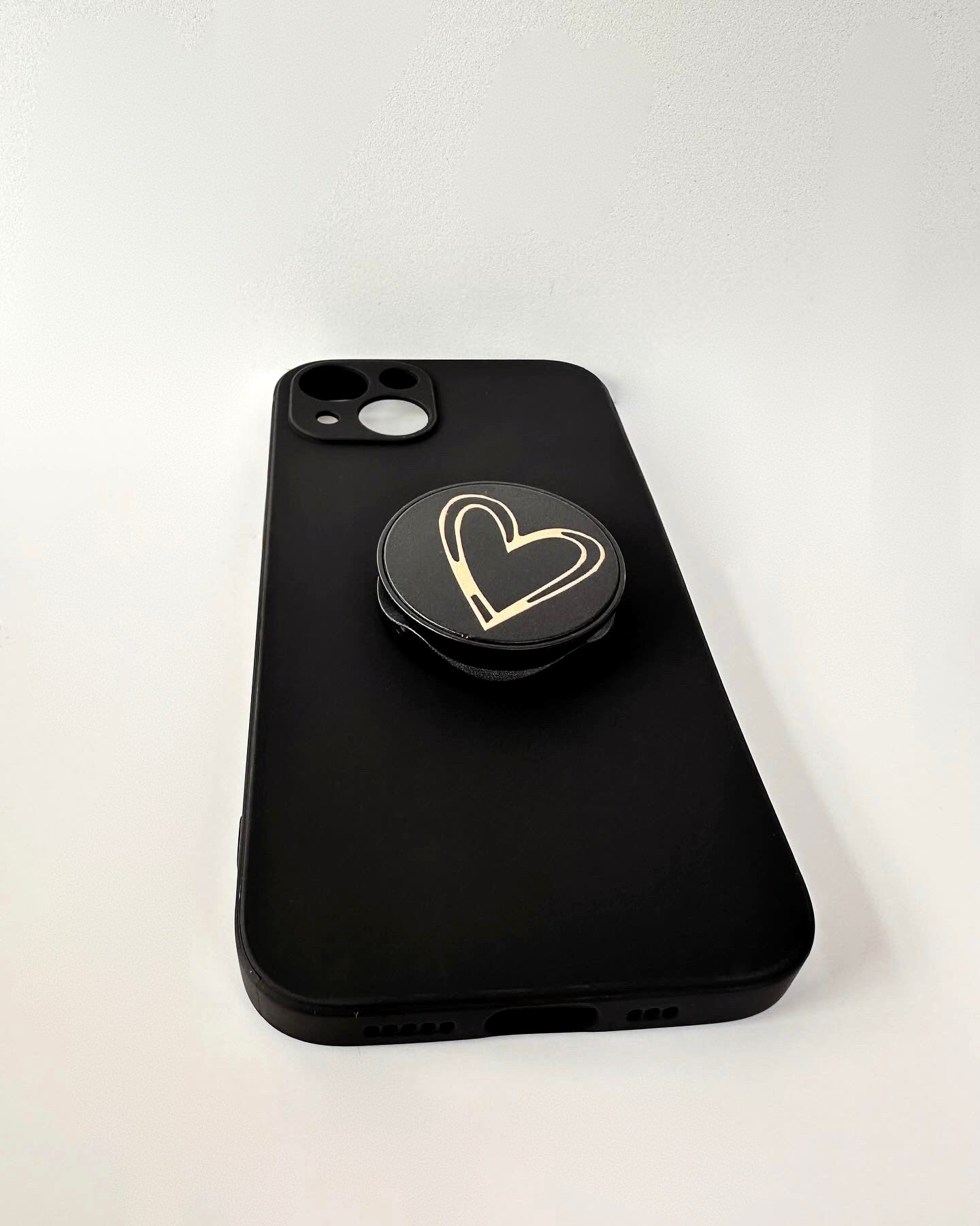 Secure Midnight Heart Black Phone Case with Pop Socket