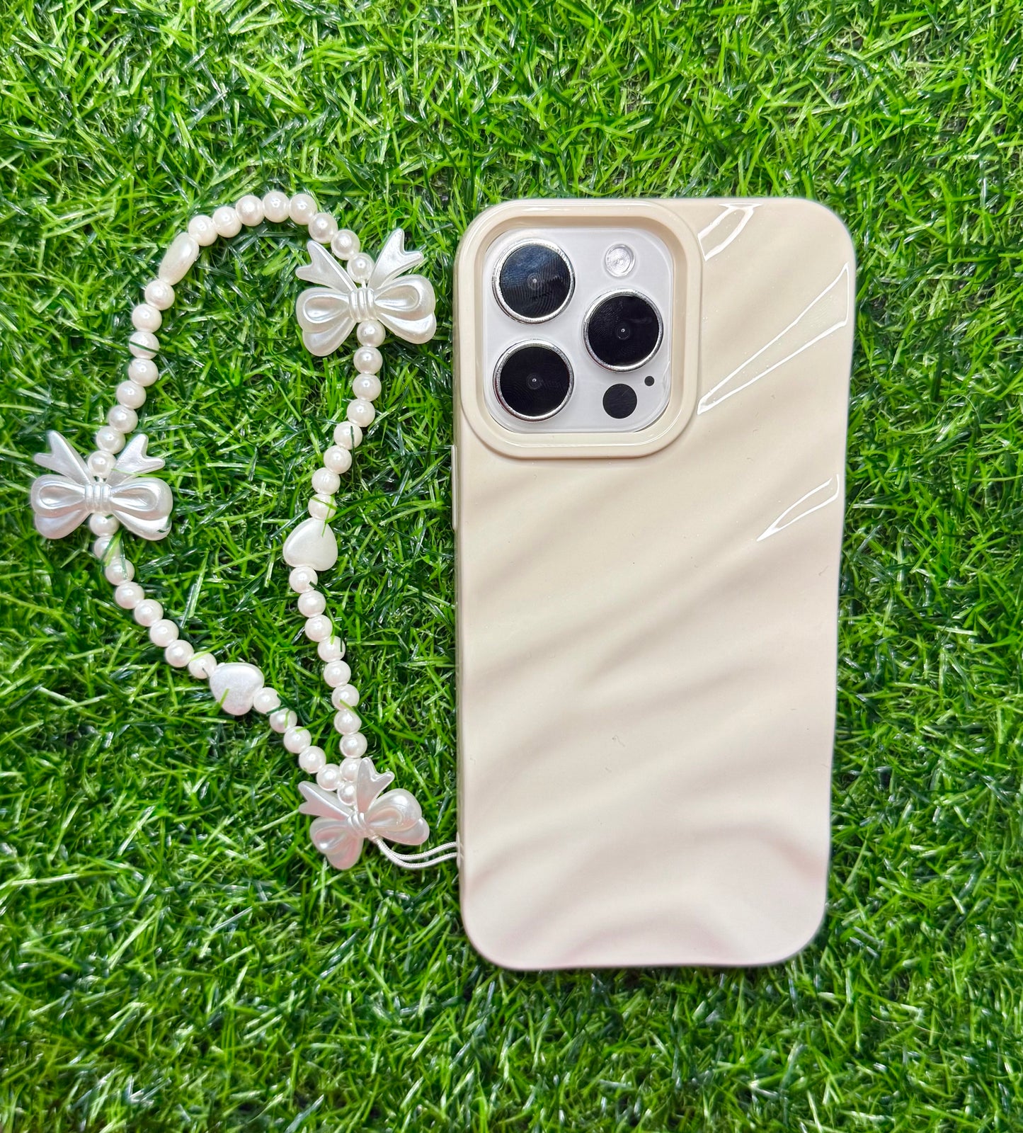 Pearl Bow & Heart Beaded Phone Wrist Strap