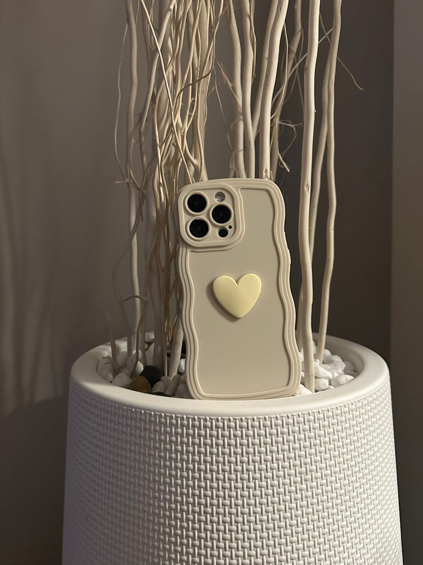 3D Heart Wavy Edge Vanilla Cream Phone Case