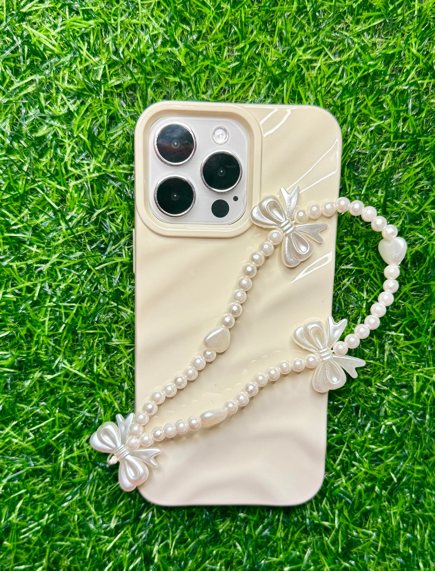 Pearl Bow & Heart Beaded Phone Wrist Strap