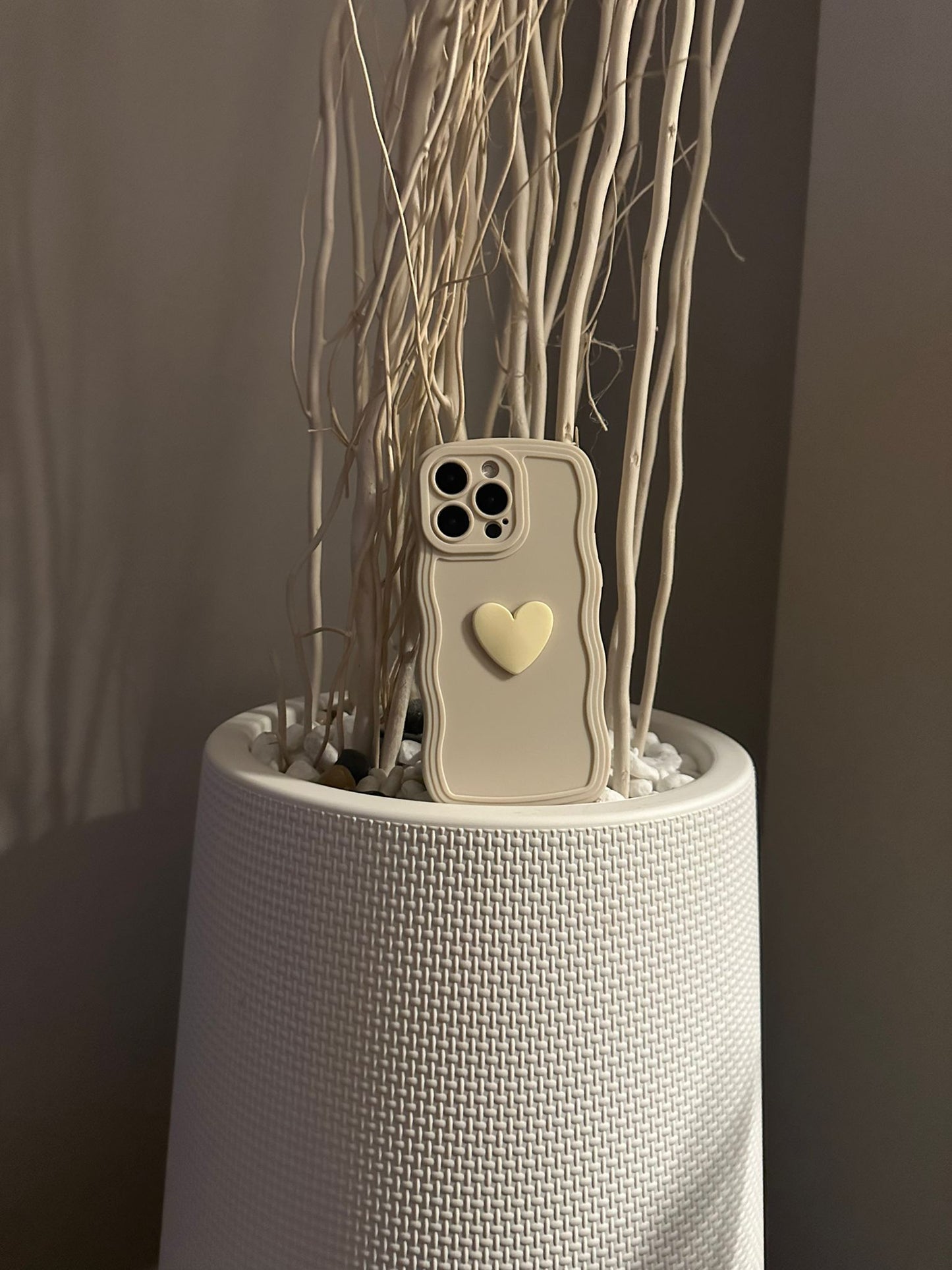 3D Heart Wavy Edge Vanilla Cream Phone Case