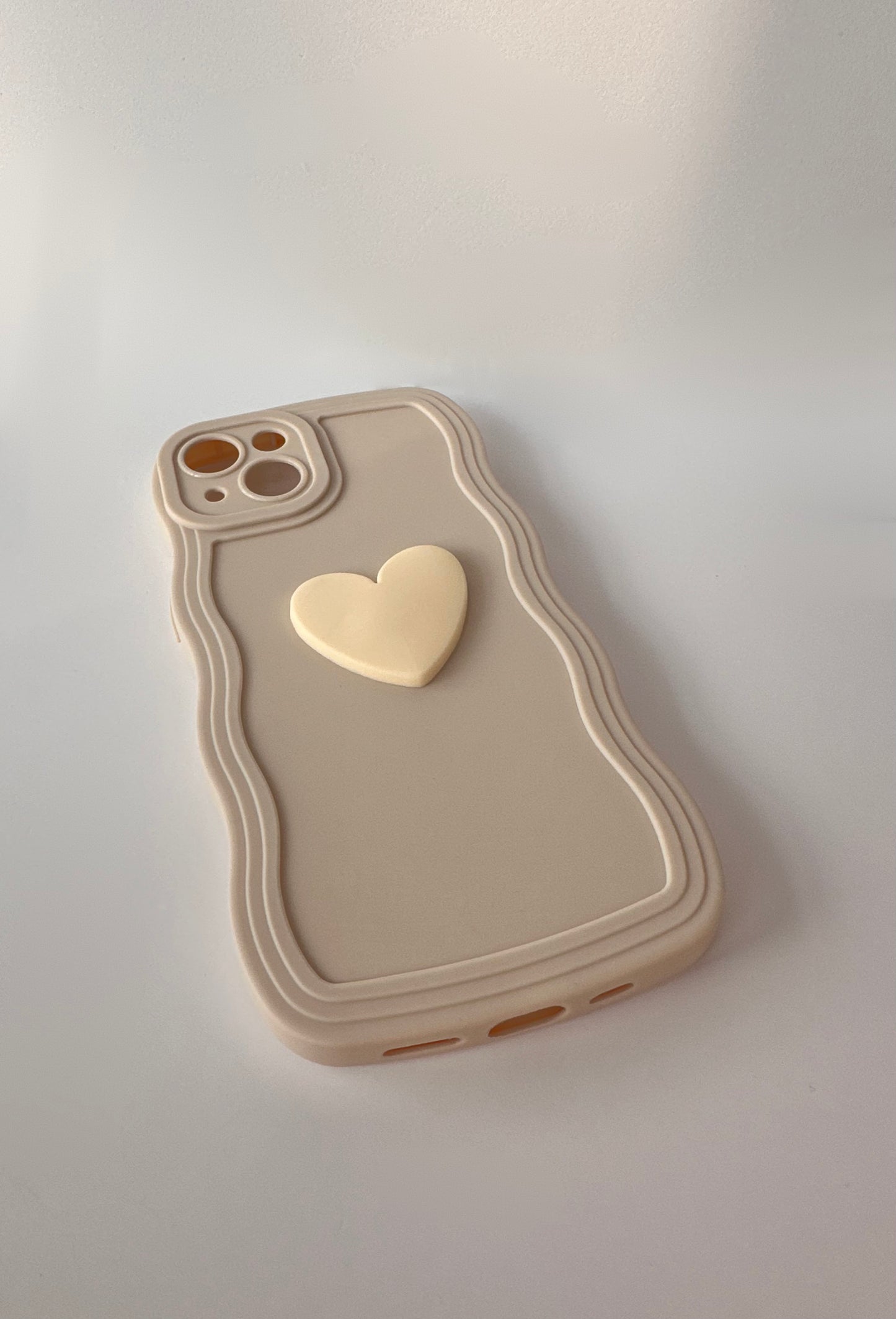 3D Heart Wavy Edge Vanilla Cream Phone Case