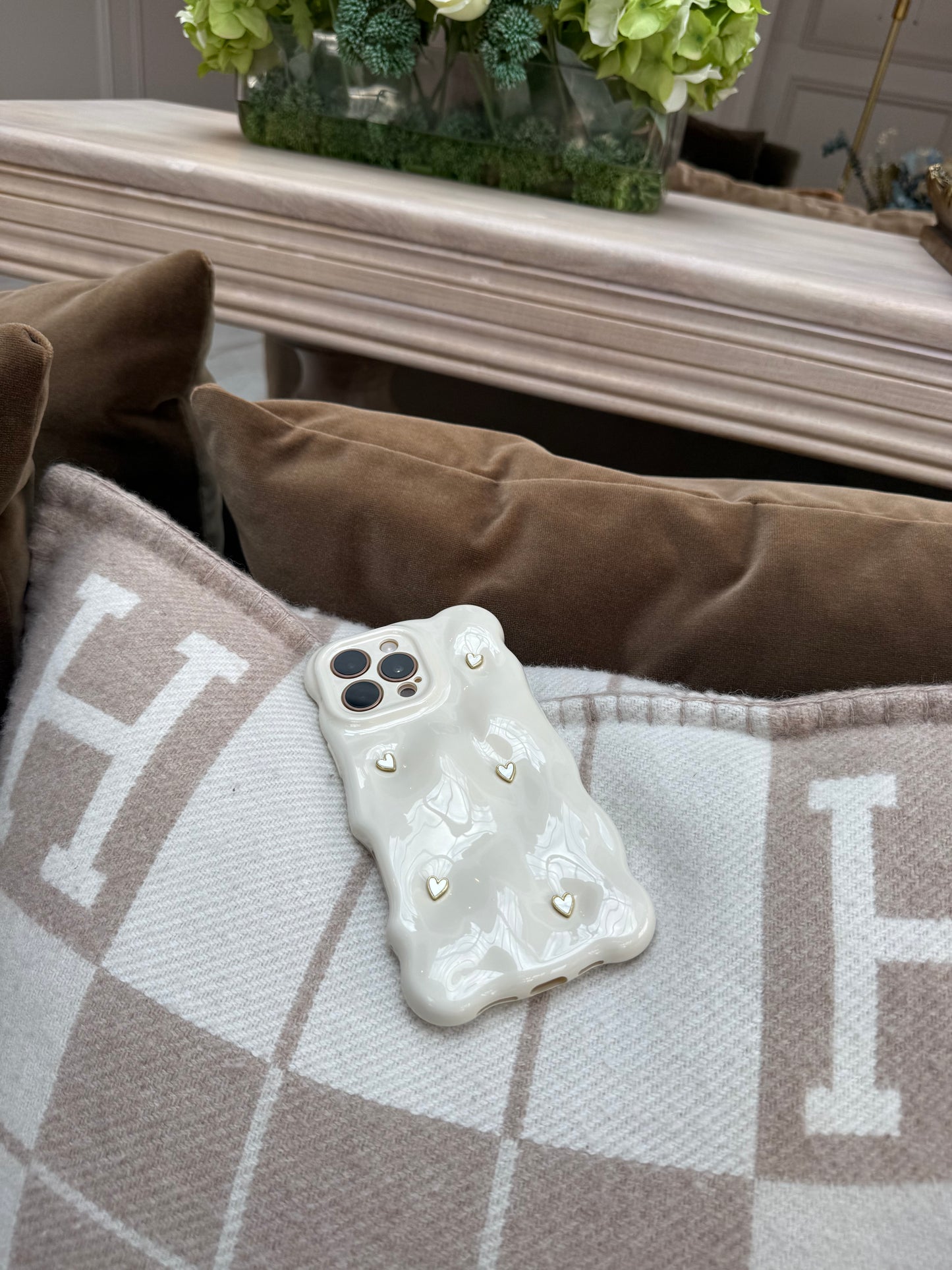 Vanilla Heart Bubble Phone Case
