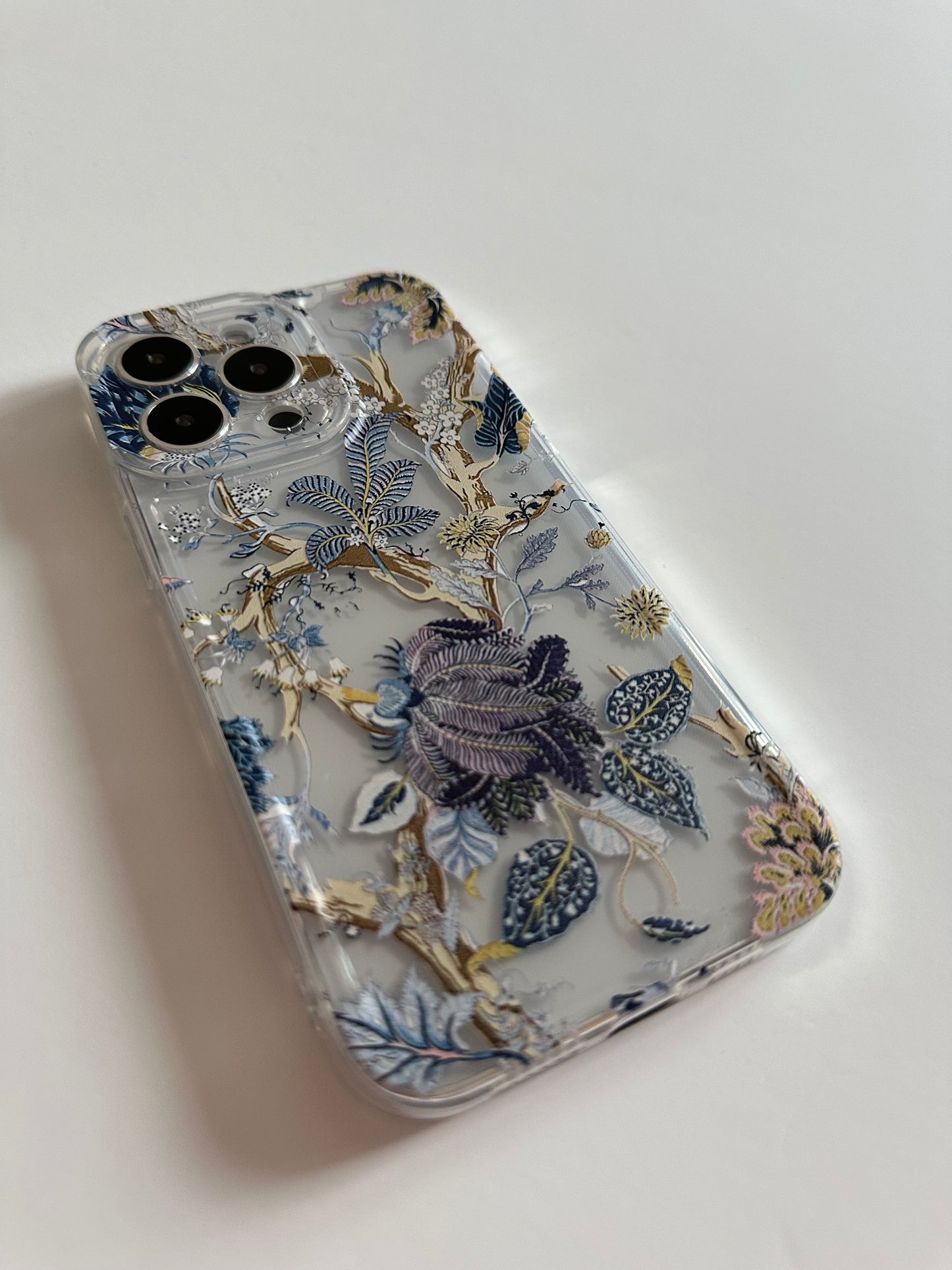 Blue Shell Leaf Tree Clear Phone Case