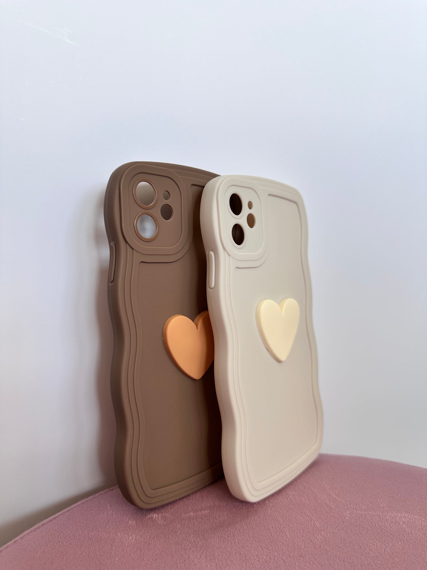 3D Heart Wavy Edge Vanilla Cream Phone Case