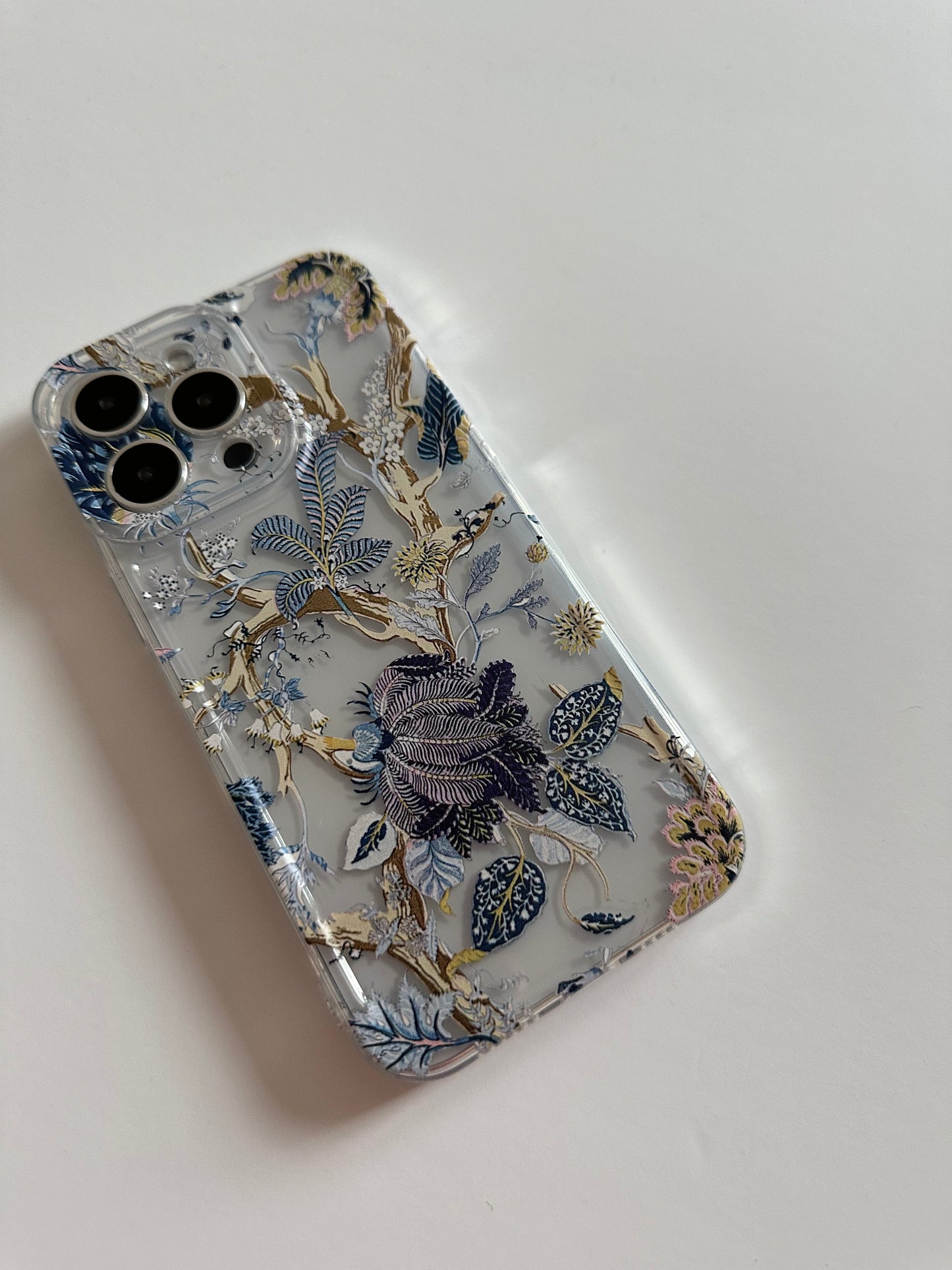 Blue Shell Leaf Tree Clear Phone Case